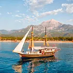 Pirates Club Resort Kemer