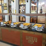 Pirates Club Resort