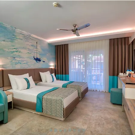 Pirates Club Resort Kemer