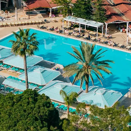 Resort Pirates Club