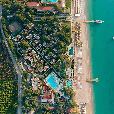 Pirates Club Resort