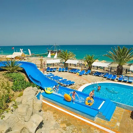 Pirate's Club Resort