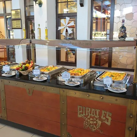 Pirates Club Resort