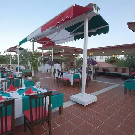 Pirate's Club Resort 5*