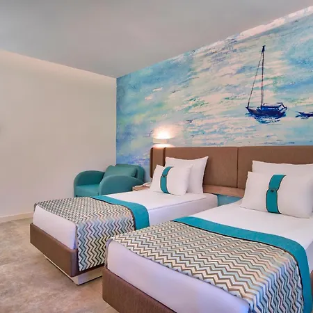 Pirate's Club Resort 5*