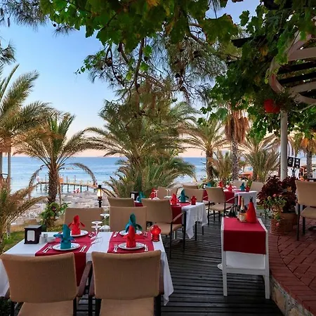 Resort Pirate's Club 5*