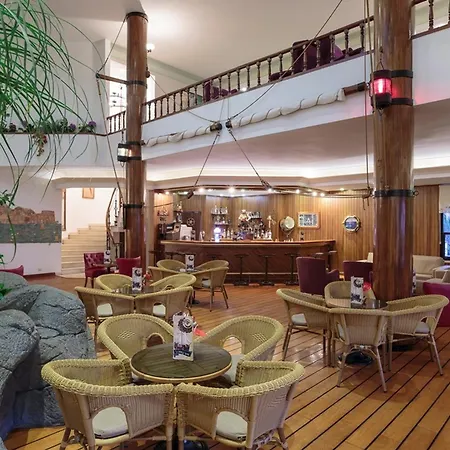 Pirates Club Resort 5*